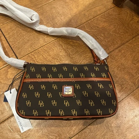 Dooney & Bourke Black and Tan Monogram Crossbody Bag 9x6 - Picture 4 of 8